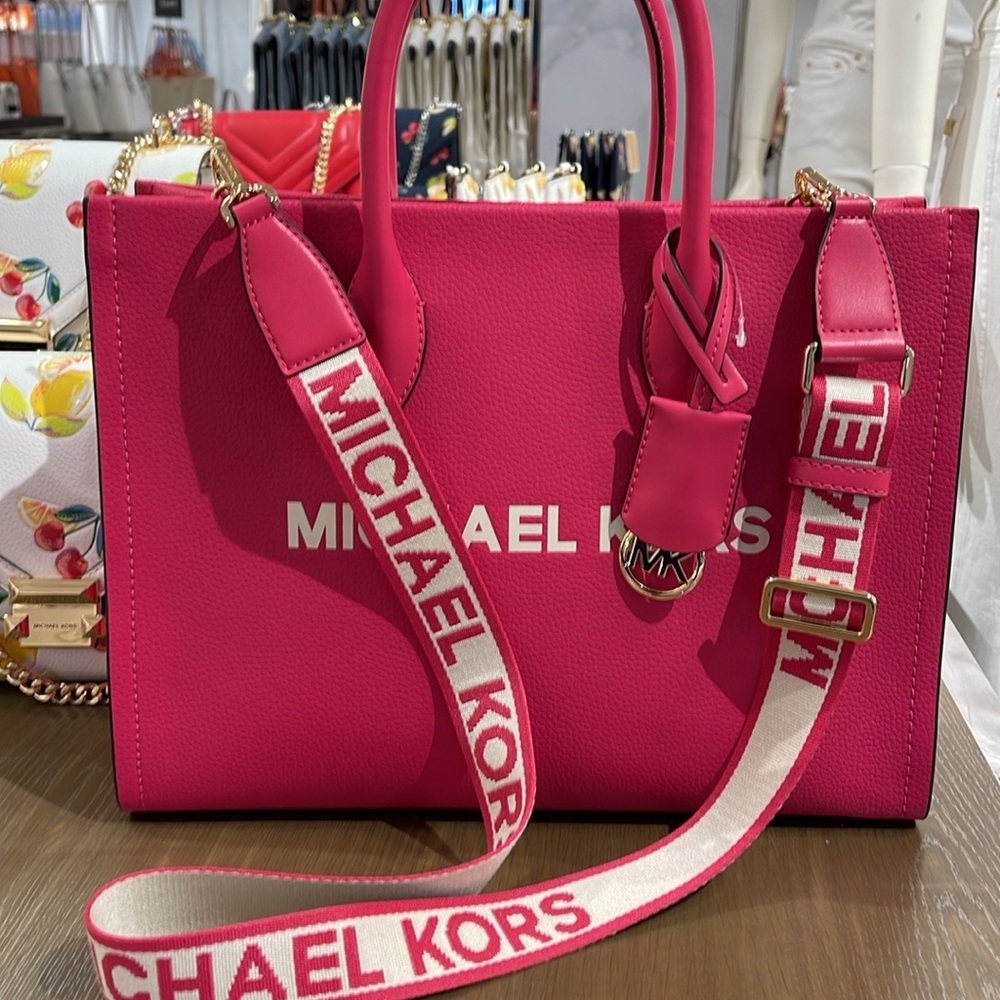Michael Kors Mirella Medium East West Pebbled Leather Tote Shopper Bag MK EW
NWT - Picture 9 of 16